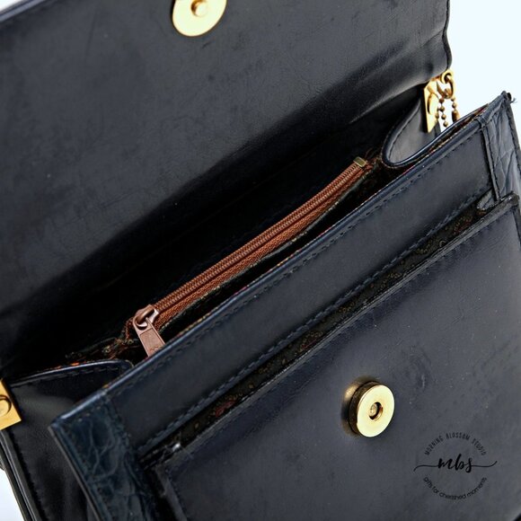 Belle Rose Vintage Crossbody Bag and Clutch - Picture 9 of 15